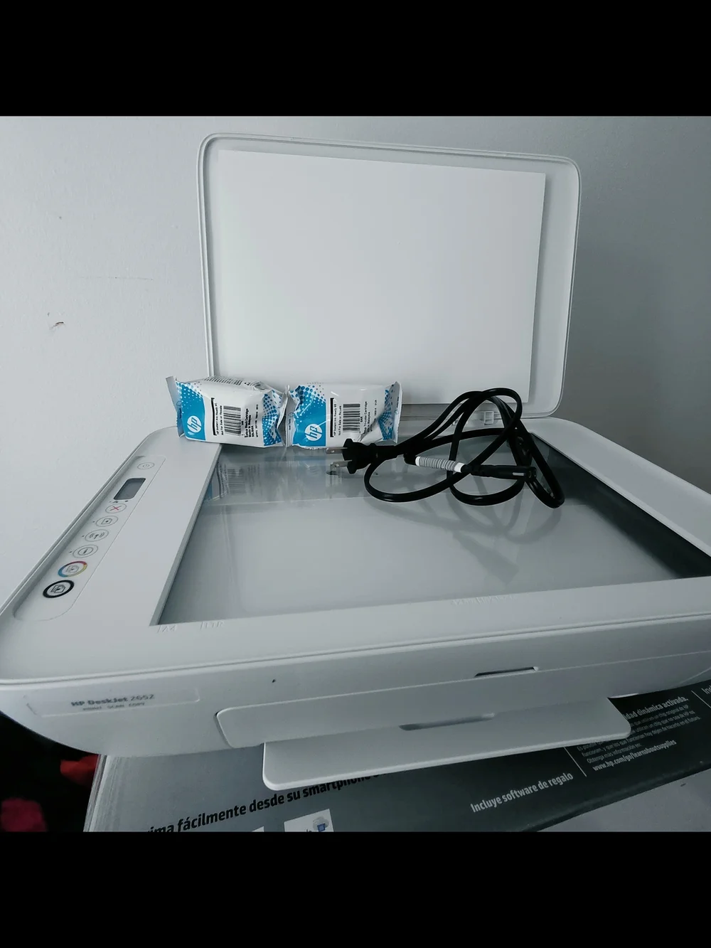 HP DeskJet 2652 All-in-One Wireless Printer